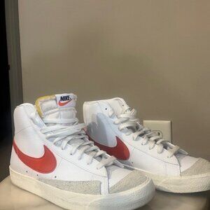 Men's Nike Mid 77' Vintage White Mantra Orange